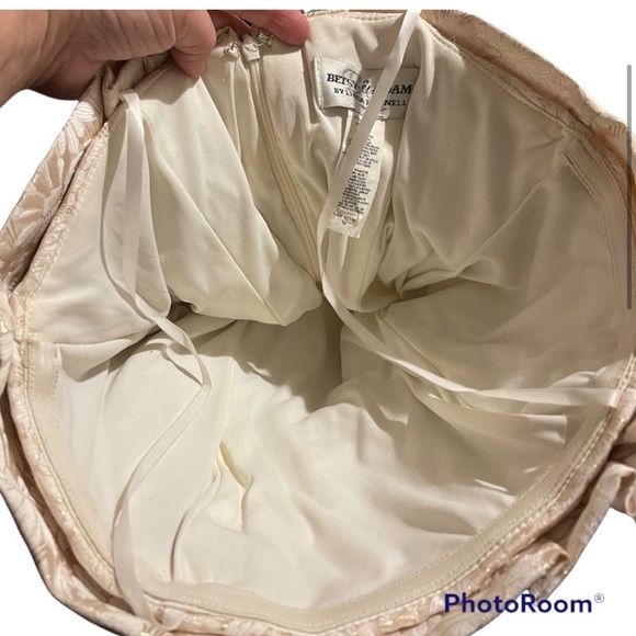 Size 6 Betsy and Adam formal dress - Picture 3 of 7